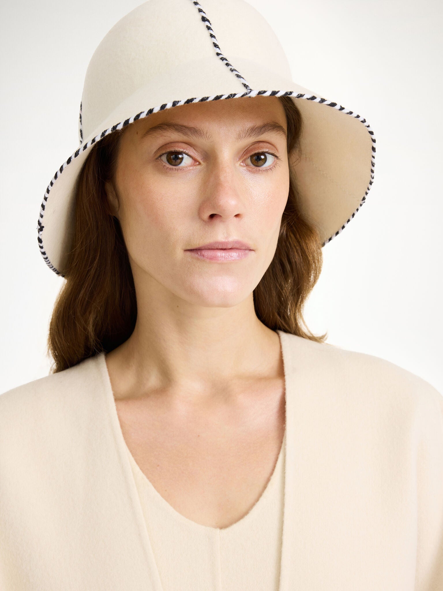 Chapeau Ilmura en laine écru BY MALENE BIRGER